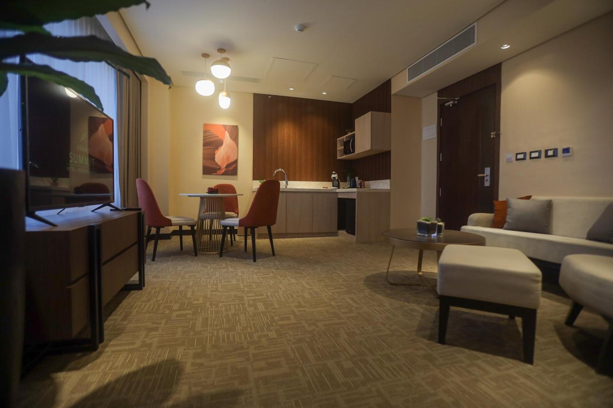 Grand Summit Hotel General Santos General Santos City Dış mekan fotoğraf